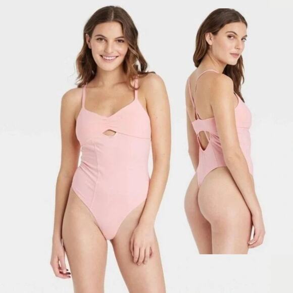 Colsie Women's Bust Stretch Balletcore Thong Bodysuit Pink Size Medium - Picture 1 of 4